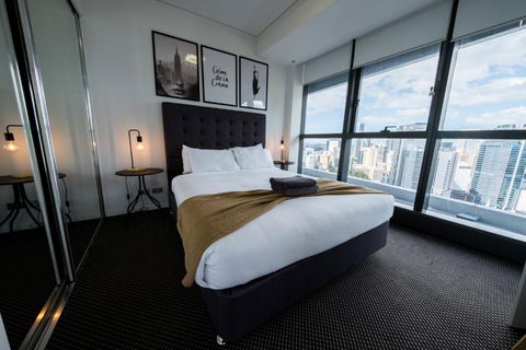 Infinity Tower Brisbane City - Tourism TAS 3