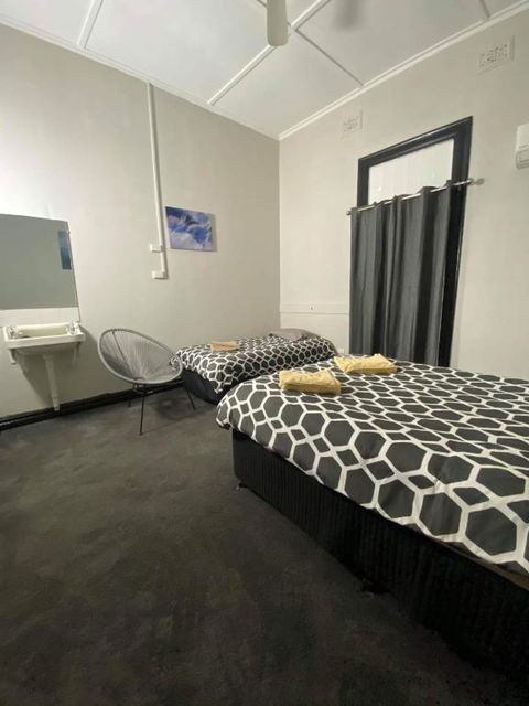 Imperial Hotel Coonabarabran - Hobart Tourism 2