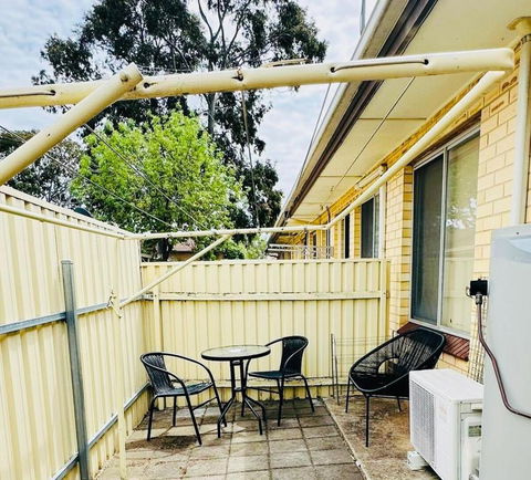 Inviting Ashford Stay - Hobart Tourism 1