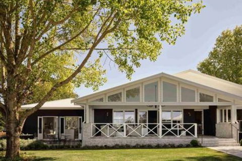 Isca House, Exeter, NSW - Hobart Tourism 1