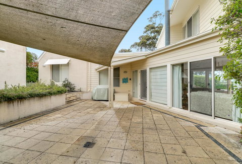 Aegina - Tourism TAS 1