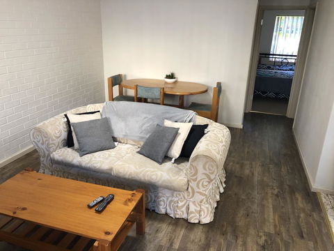 Affordable Comfortable Inglewood Apartment+Pool - Hobart Tourism 2