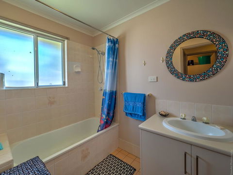Affordable Holiday Home - Tourism TAS 3