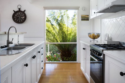 Aggies Way Daylesford - Tourism TAS 3