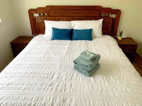 Book Truganina Accommodation Vacations Tourism TAS Tourism TAS