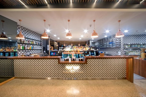 Airlie Beach Hotel - Tourism TAS 2