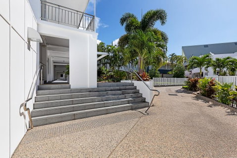Airlie Beach Hotel - Tourism TAS 1