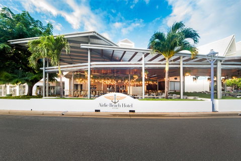 Airlie Beach Hotel - Tourism TAS 0
