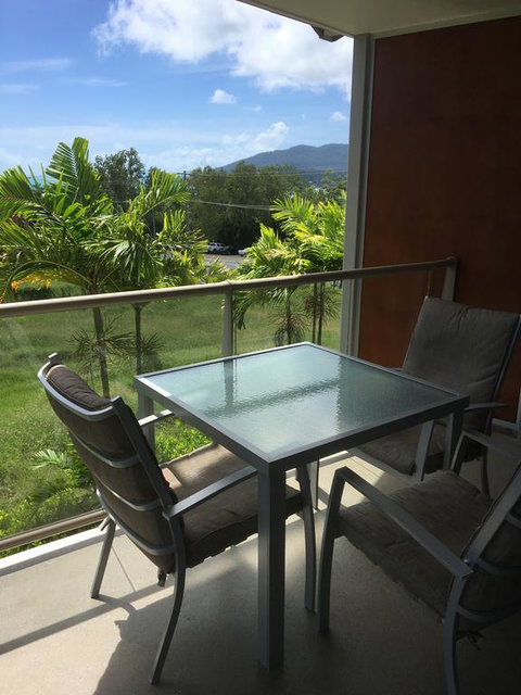 Airlie Central Apartments - Hobart Tourism 1