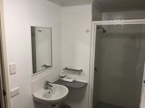 Airlie Waterfront Accommodation - Tourism TAS 3