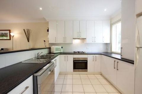 Albury Suites - Schubach Street - Hobart Tourism 2