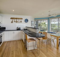 Alchemy on Island Beach - Hobart Tourism