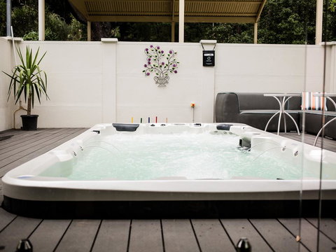 Aldgate Lodge Bed & Breakfast - Tourism TAS 1