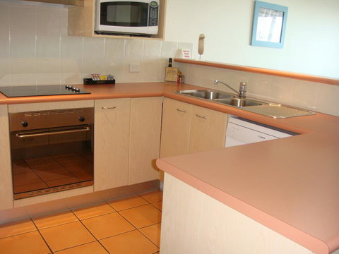 Alex Seaside Resort - Tourism TAS 1