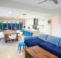 Alexandra Headland Luxury Townhouse - Tourism TAS