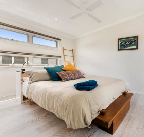 Alice's Palace, 2-minute Walk To Lifeguard Patrolled Surf Beach - Tourism TAS 0