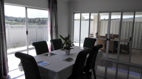 Alkimos Beach Retreat - Tourism TAS 1