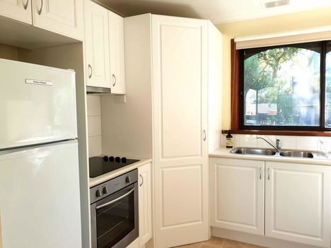 Alkira Inverloch Heights - Hobart Tourism 3