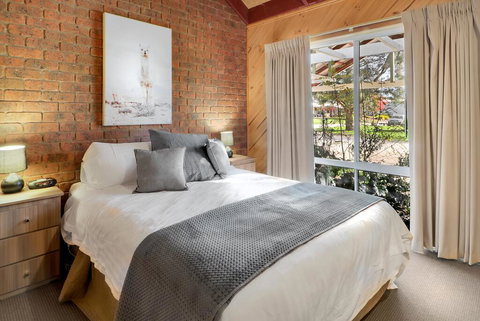 All Seasons Mansfield - Tourism TAS 1