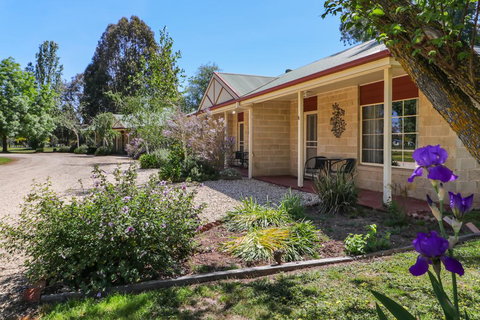 All Seasons Mansfield - Tourism TAS 0