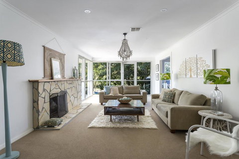 ALLAMBEA - MOUNT ELIZA - Tourism TAS 2