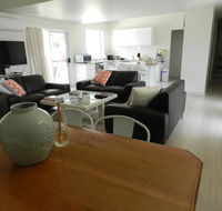 Almas Cottage - Hobart Tourism