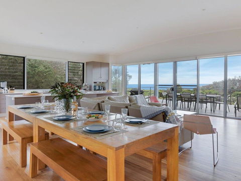 Aloha - Direct Beach Access From Property - Tourism TAS 1