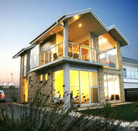Aloha Beachfront Port Fairy - Hobart Tourism
