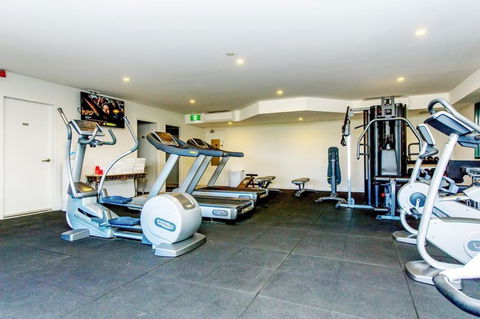 Alpha Hotel Canberra - Tourism TAS 2
