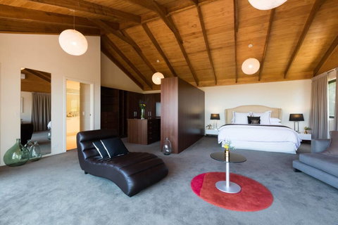 Altitude 261 - Tourism TAS 2