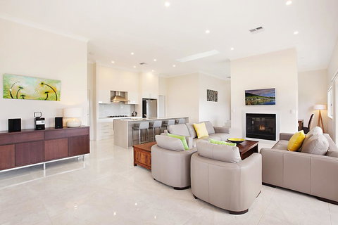 Amber Lakes - Tourism TAS 2