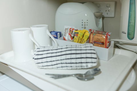 Amber Lodge Motel - Hobart Tourism 3