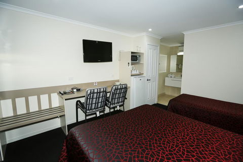 Amber Lodge Motel - Hobart Tourism 1