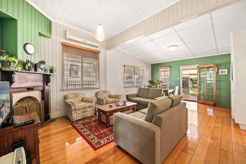 Ambiente Cottage - Pet And Family Friendly - Hobart Tourism 2