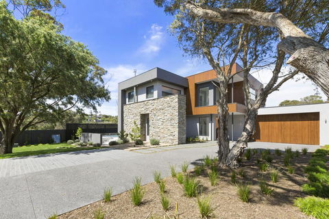 ANCHORAGE - MOUNT MARTHA - Hobart Tourism 2