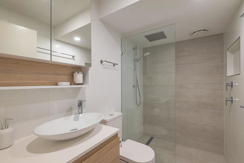 Anchorage - Riverfront Luxury On Gympie Terrace - Hobart Tourism 3