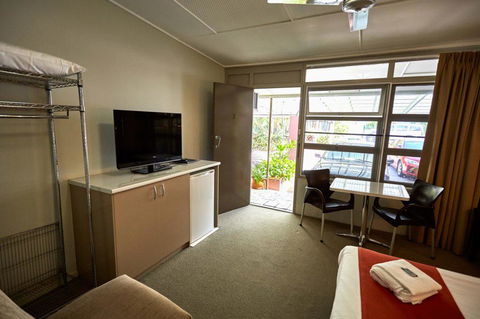 Anchorage Motor Inn - Hobart Tourism 1
