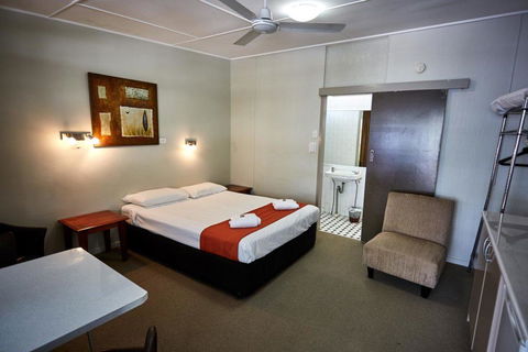 Anchorage Motor Inn - Hobart Tourism 3