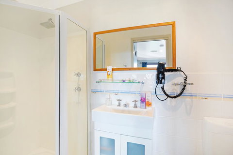 Anchors Aweigh - Tourism TAS 3