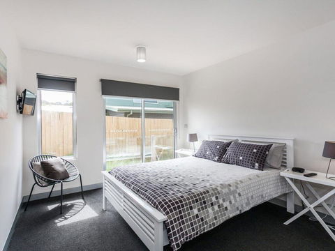 ANGLE BY THE SEA - Anglesea - Tourism TAS 3