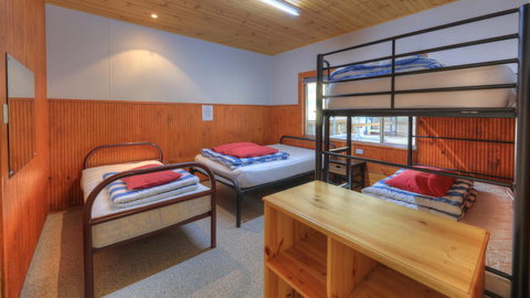 Anglers Reach Lakeside Village - Tourism TAS 1