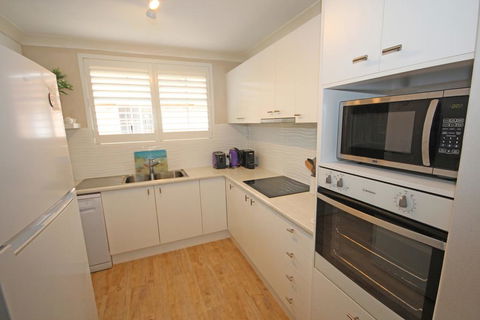 Annie's Apartment - Hobart Tourism 0