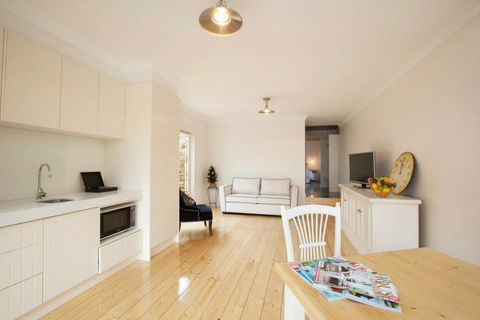 Apartment 35 - Hobart Tourism 2