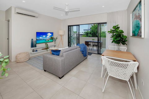Apartment Close To The City Life On Lake 3 - Hobart Tourism 2