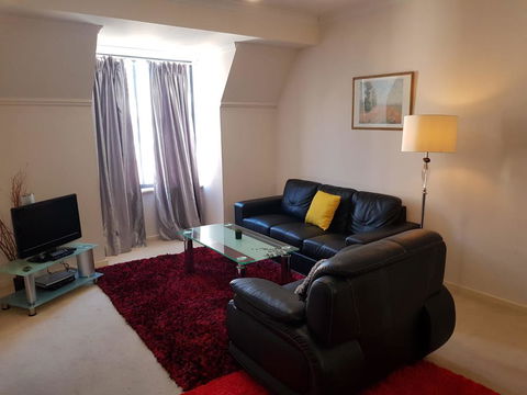 Apartment In East Perth - Hobart Tourism 3