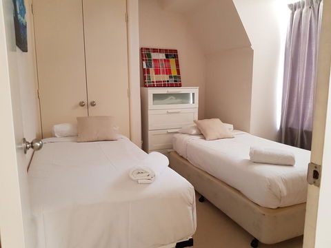 Apartment In East Perth - Hobart Tourism 1