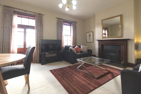 Apartments At York Mansions - Tourism TAS 3