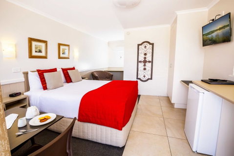 Apple & Grape Motel - Tourism TAS 1
