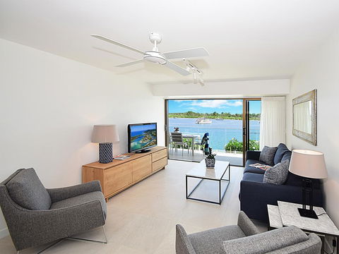 Aqua Linea - Hobart Tourism 3