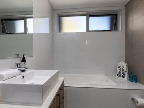 Aqua View (By Jervis Bay Rentals) - Tourism TAS 2